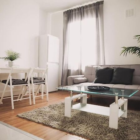 3 Bed Flat With Balcony Central ลอนดอน ภายนอก รูปภาพ