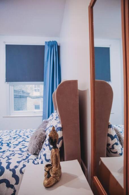 3 Bed Flat With Balcony Central ลอนดอน ภายนอก รูปภาพ