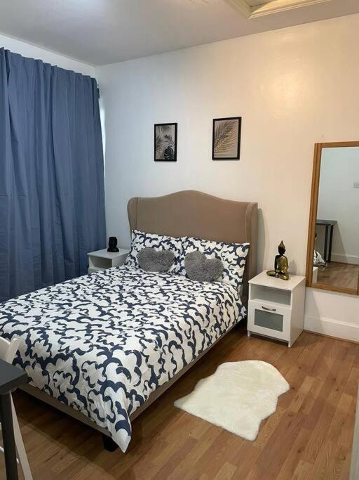 3 Bed Flat With Balcony Central ลอนดอน ภายนอก รูปภาพ