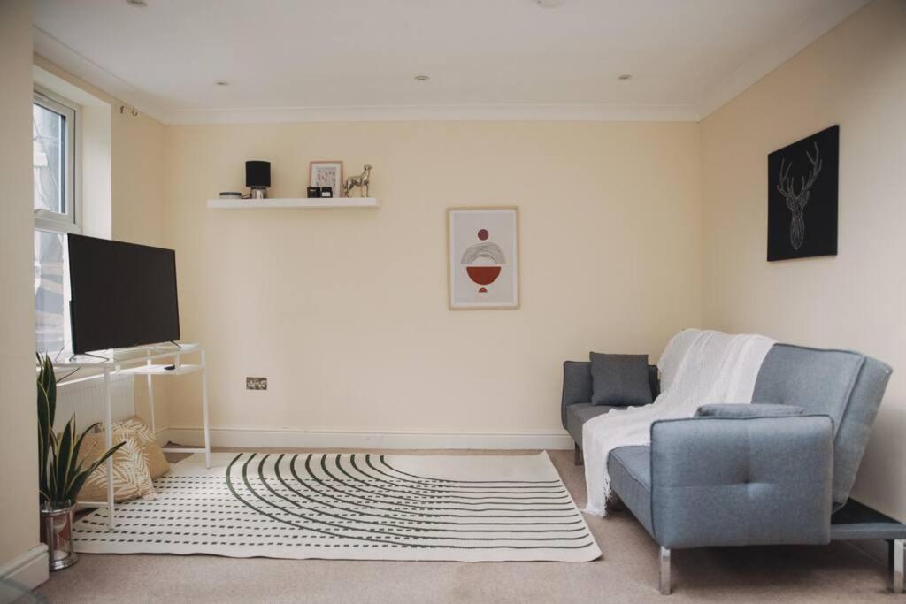 3 Bed Flat With Balcony Central ลอนดอน ภายนอก รูปภาพ