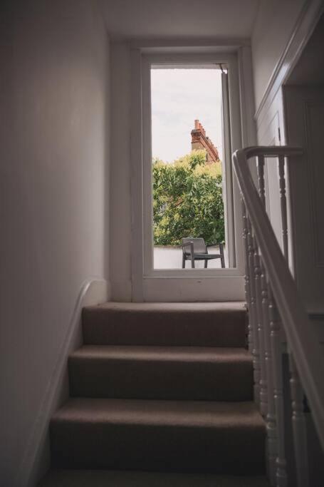3 Bed Flat With Balcony Central ลอนดอน ภายนอก รูปภาพ