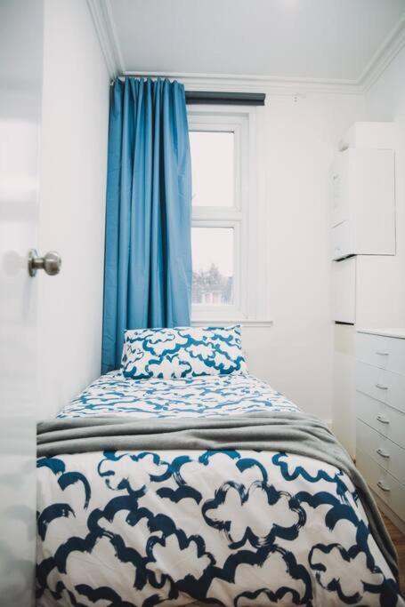 3 Bed Flat With Balcony Central ลอนดอน ภายนอก รูปภาพ