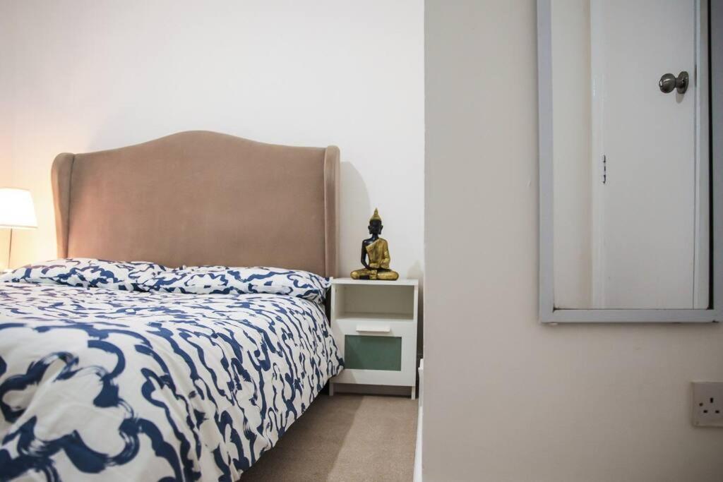 3 Bed Flat With Balcony Central ลอนดอน ภายนอก รูปภาพ